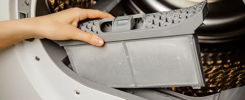 Signs Of A Clogged Dryer Lint Trap in Mission Viejo, California